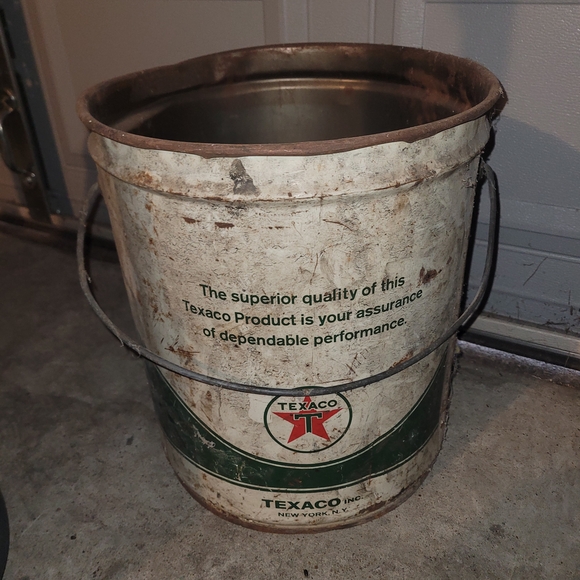 Vintage Texaco 5 Gallon Oil Lube Bucket Can Mancave Trash Can Lubricant - Picture 3 of 5